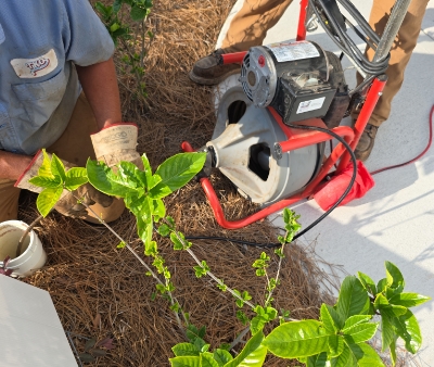 Clearing Sewer Line Stoppage With Techs